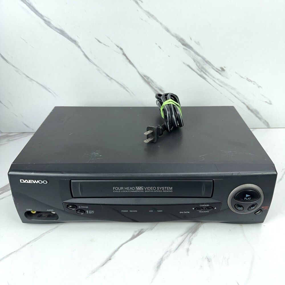 Daewoo DV-T47N HiFi 4-Head VCR Player VHS Recorder Player - No Remote - READ **